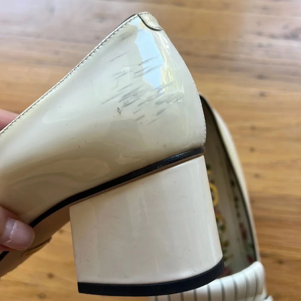 Gucci Marmont white patent leather heels - Picture 5 of 16